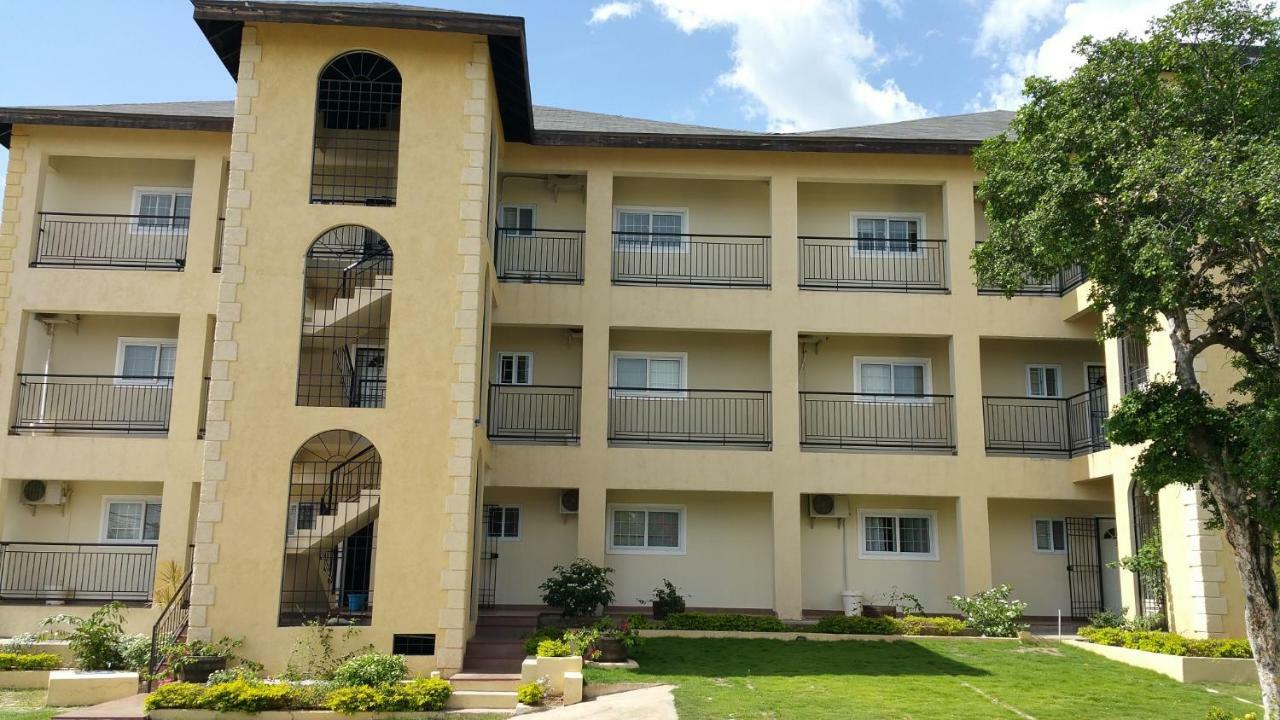 Donhead New Kingston Apt 3 Zewnętrze zdjęcie